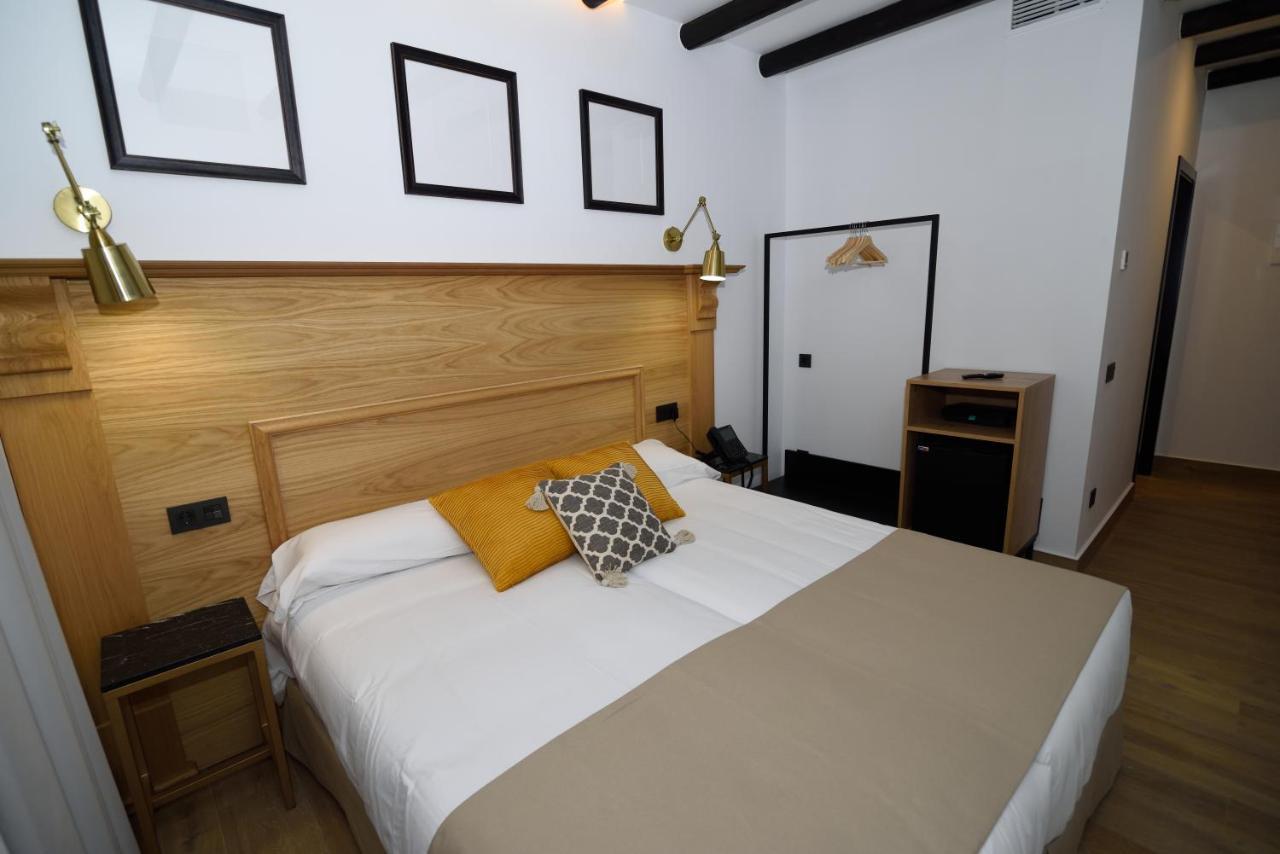 Hostal Rural Santa Habitaciones Aldea D엘로시오 외부 사진