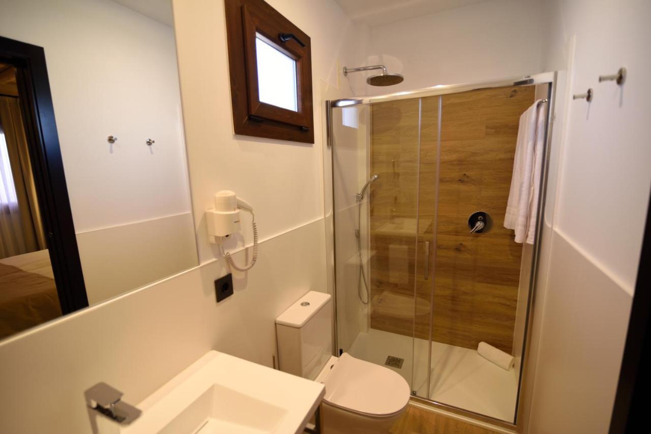 Hostal Rural Santa Habitaciones Aldea D엘로시오 외부 사진